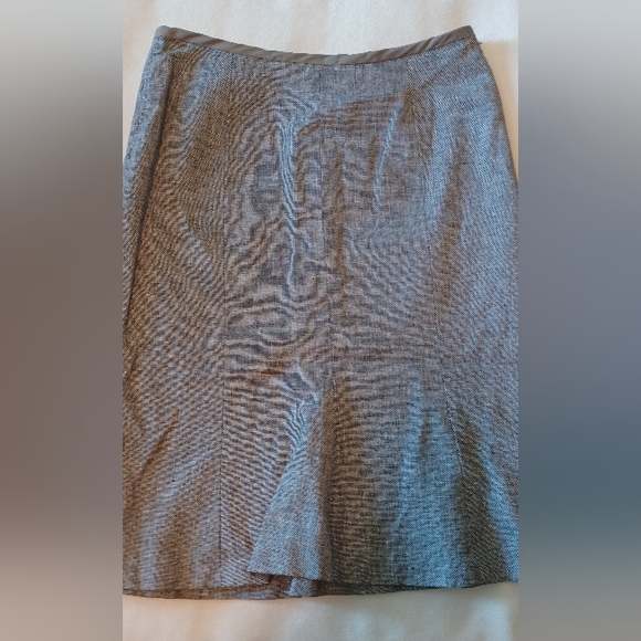 Gray tweed-look skirt - Picture 3 of 3